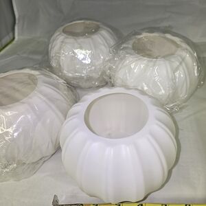 White Plastic Pumpkin Planters NEW set Of 4